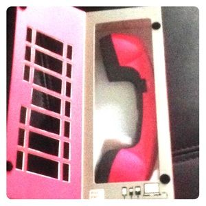 IHip retro telephone plugs into iPhone/iPad NIB